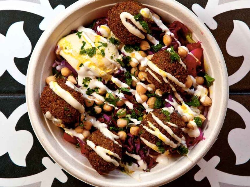 Hummus falafel bowl